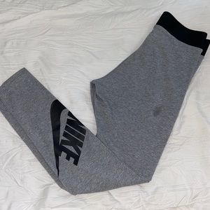 Nike leggings